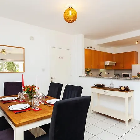 In Hesperides Gardens Apartament